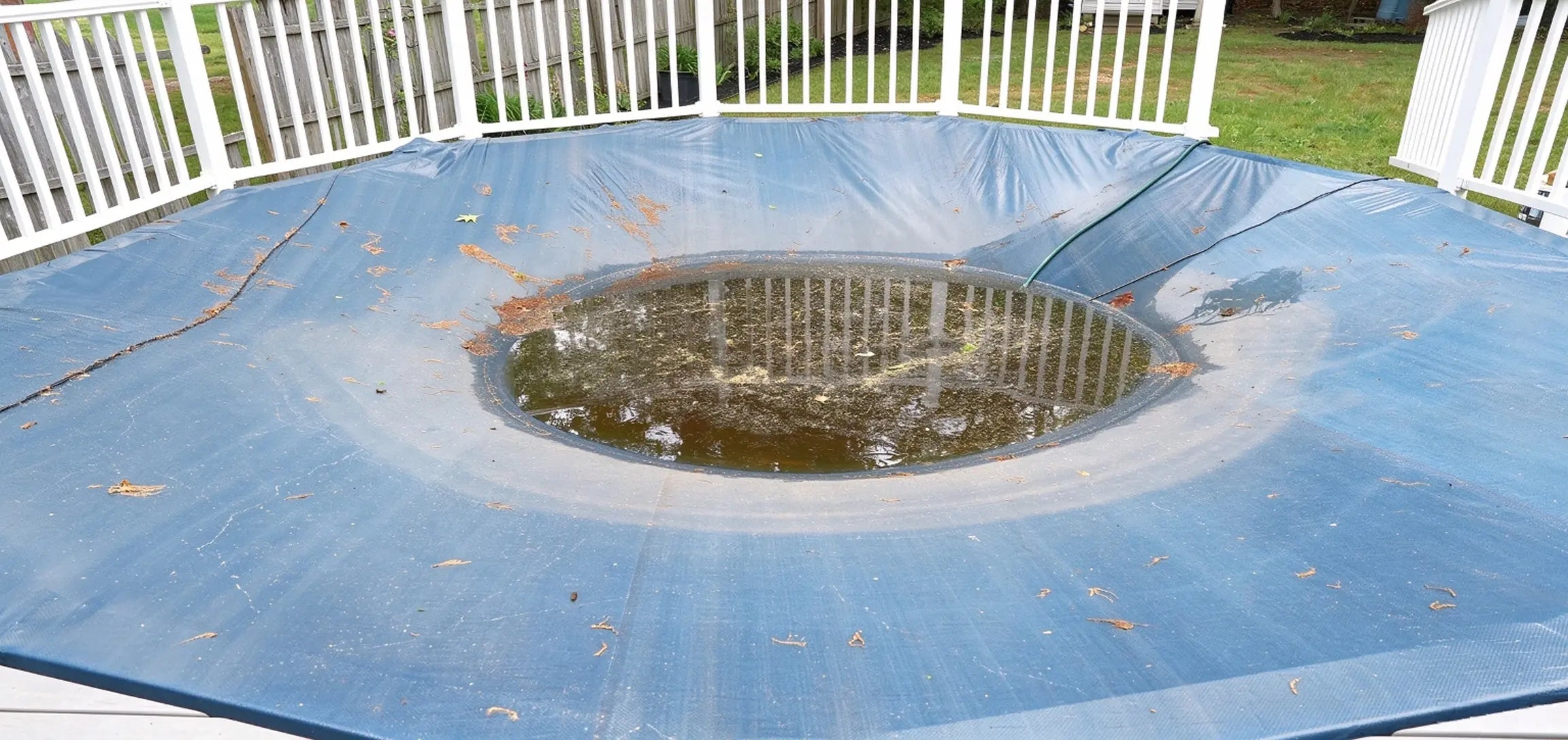 How to Remove Standing Water From Your Above Ground Pool Cover This Winter - Faircovers